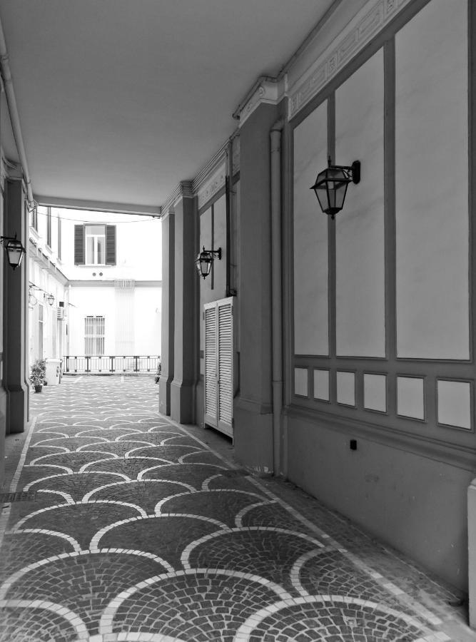 Le Corti Di Napoli Apartments Eksteriør billede